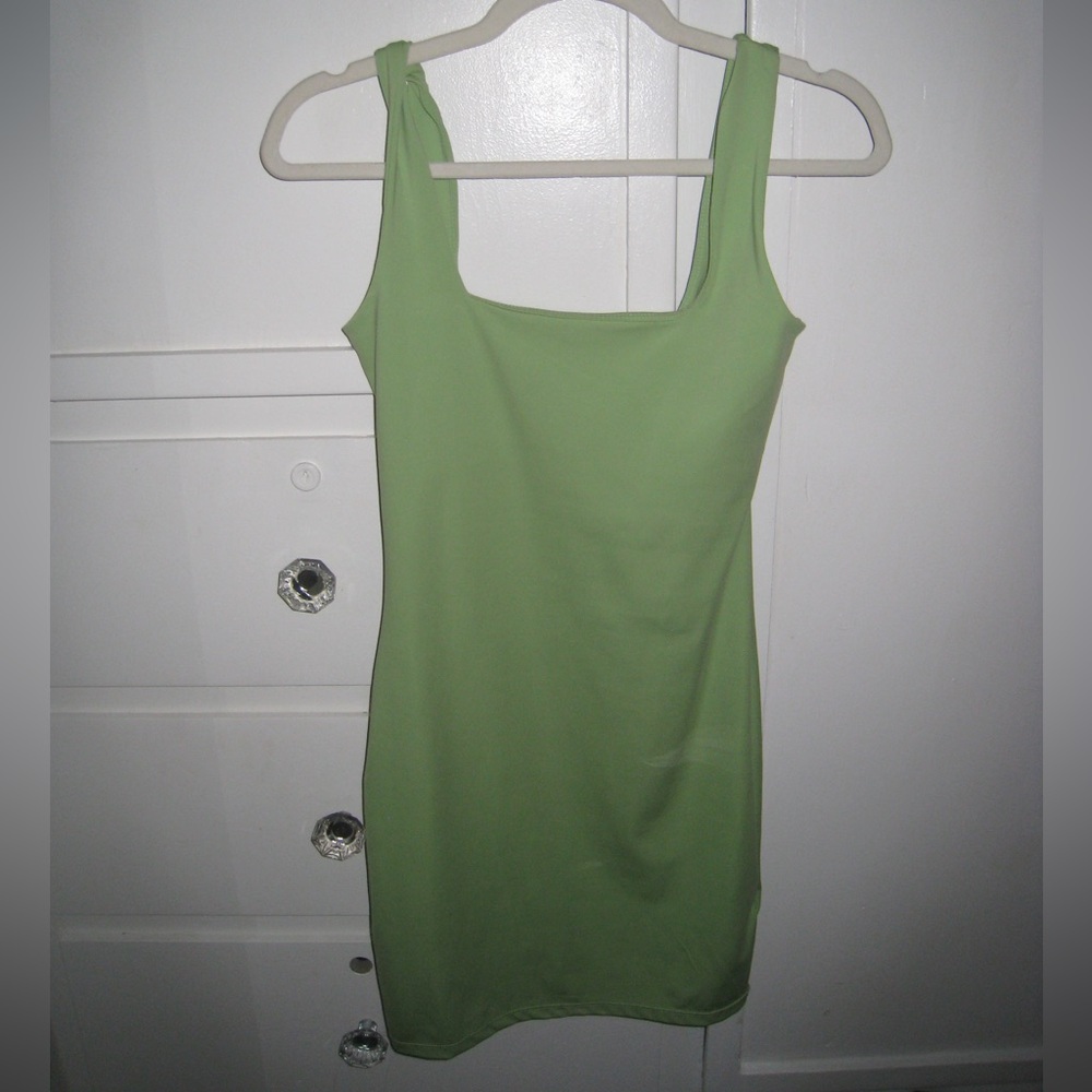 Cotton On size xs green bodycon dress